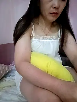Feeling-hot online show from May 10, 2026, 8:22 pm