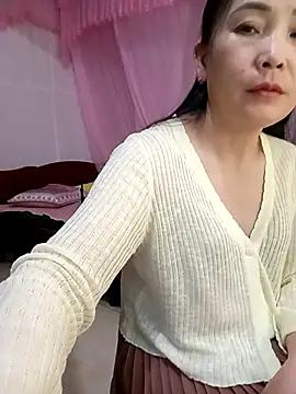 Feeling-hot online show from March 23, 2026, 7:08 am