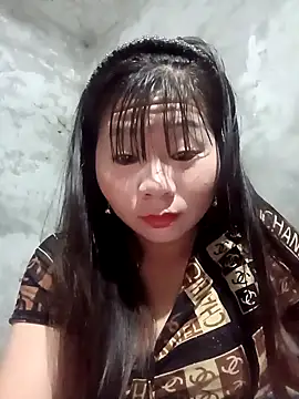 Snapshot of vangkt-cute chatting on February 12, 2026, 8:19 pm vangkt-cute online show from February 12, 2026, 8:19 pm