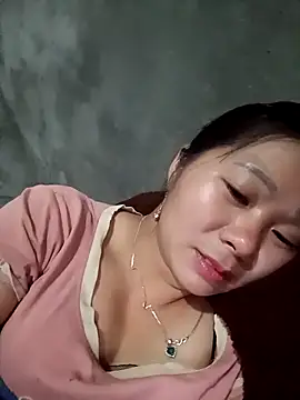 Snapshot of vangkt-cute chatting on February 25, 2026, 6:46 am vangkt-cute online show from February 25, 2026, 6:46 am