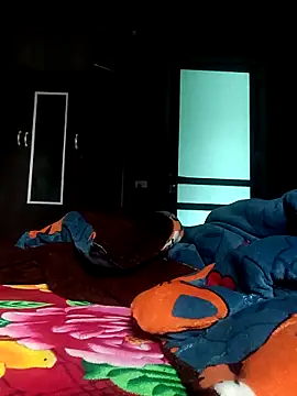 Snapshot of vangkt-cute chatting on April 5, 2026, 6:53 am vangkt-cute online show from April 5, 2026, 6:53 am