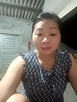 Snapshot of vangkt-cute chatting on April 11, 2026, 10:13 pm vangkt-cute online show from April 11, 2026, 10:13 pm