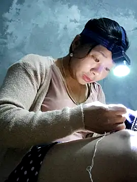 vangkt-cute online show from November 15, 2025, 11:58 am