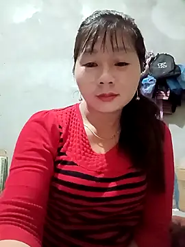 Snapshot of vangkt-cute chatting on March 6, 2026, 8:04 pm vangkt-cute online show from March 6, 2026, 8:04 pm