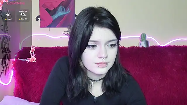 EmmaDarkk online show from December 5, 2025, 3:54 pm