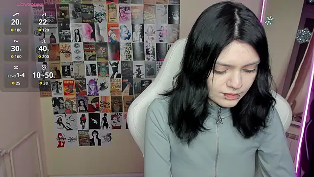 EmmaDarkk online show from January 7, 2026, 1:43 am