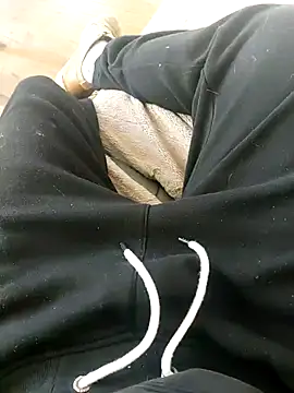 Nousdeux21 online show from December 16, 2025, 11:03 am