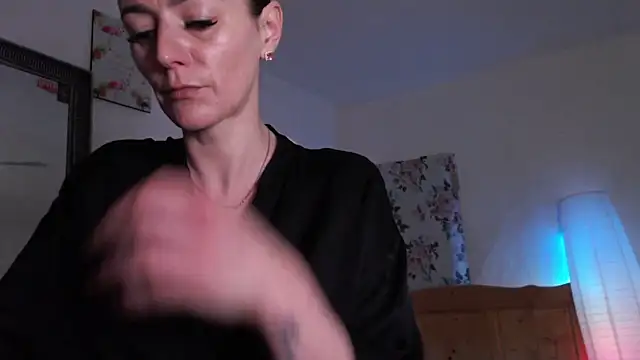 Snapshot of MissyDior8 chatting on April 3, 2026, 10:11 am MissyDior8 online show from April 3, 2026, 10:11 am