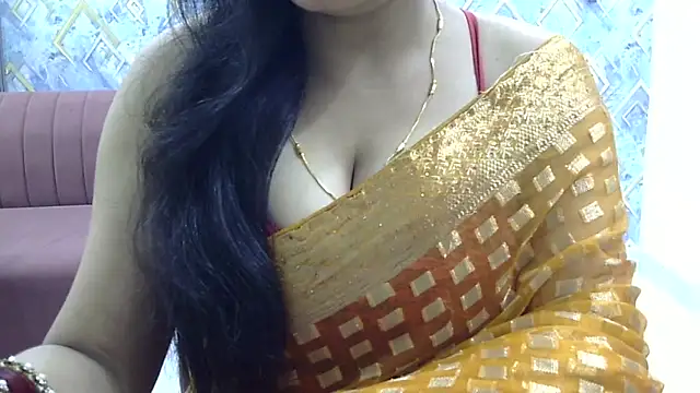 Zoya-sexy online show from May 6, 2026, 7:40 pm