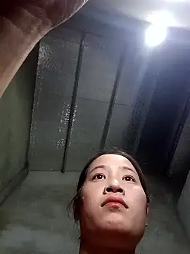 Snapshot of -Huong-99 chatting on December 1, 2025, 11:44 am -Huong-99 online show from December 1, 2025, 11:44 am