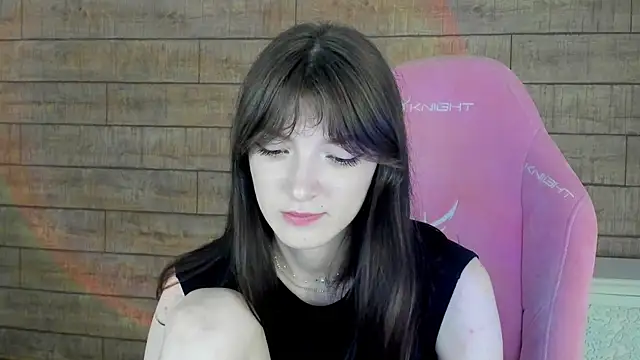 Snapshot of SophiaProve chatting on April 19, 2026, 7:38 pm SophiaProve online show from April 19, 2026, 7:38 pm