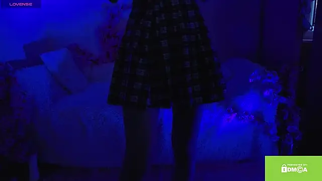 Kitty gaze online show from April 10, 2026, 2:57 pm