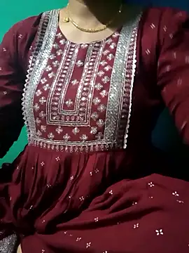 Snapshot of Hot__girls001 chatting on November 13, 2025, 11:47 am Hot girls001 online show from November 13, 2025, 11:47 am