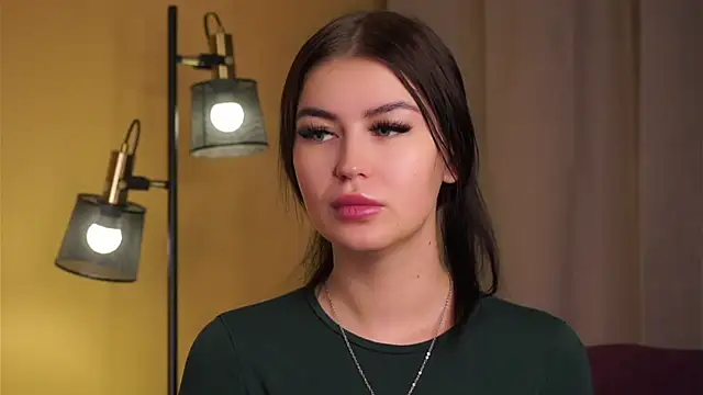 CoreenYorton online show from December 15, 2025, 1:11 am