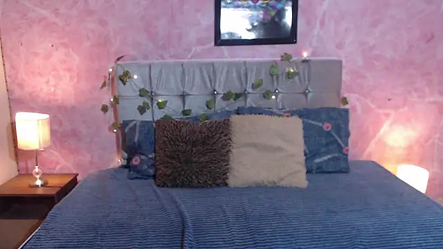 DUVAN MONTES online show from November 11, 2025, 1:17 pm