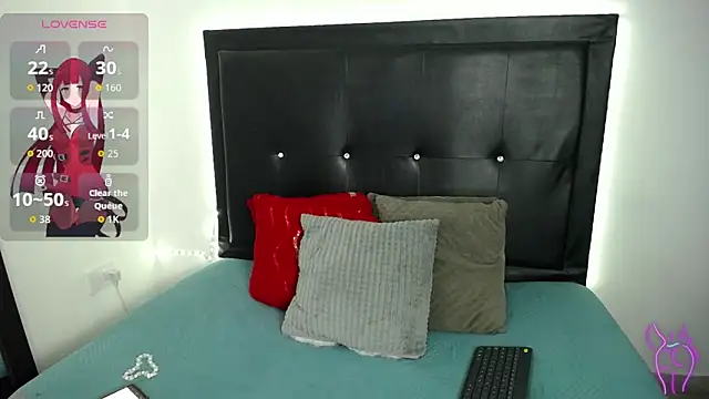 Snapshot of perla_stone_20 chatting on June 17, 2026, 10:30 pm perla stone 20 online show from June 17, 2026, 10:30 pm