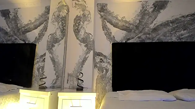 Snapshot of lilithDraven_ chatting on March 6, 2026, 3:56 am lilithDraven online show from March 6, 2026, 3:56 am