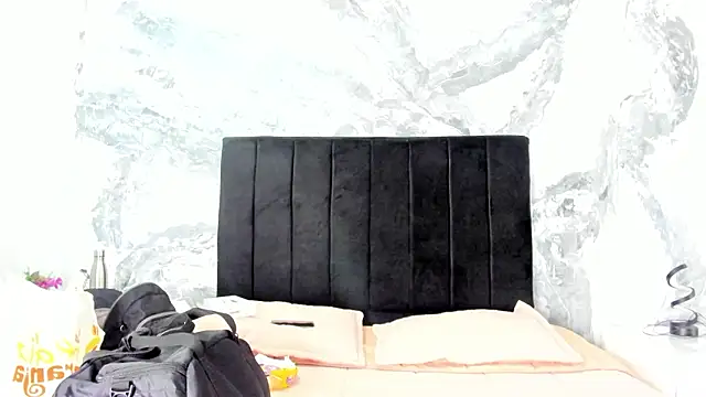 Snapshot of lilithDraven_ chatting on March 11, 2026, 4:17 am lilithDraven online show from March 11, 2026, 4:17 am