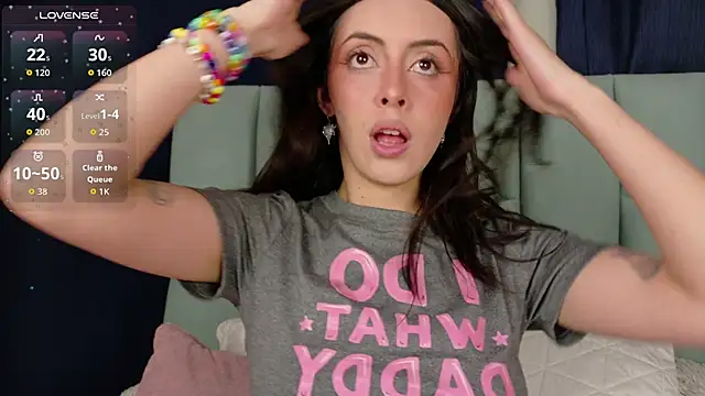 Snapshot of DahliaVex_ chatting on April 7, 2026, 11:34 am DahliaVex online show from April 7, 2026, 11:34 am