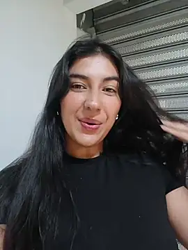 Snapshot of ViolettaWalton1 chatting on July 19, 2026, 2:25 pm ViolettaWalton1 online show from July 19, 2026, 2:25 pm