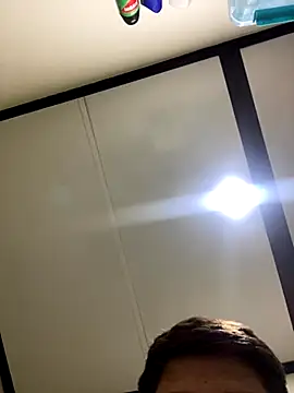 Snapshot of luisDi07 chatting on November 11, 2025, 7:58 am luisDi07 online show from November 11, 2025, 7:58 am