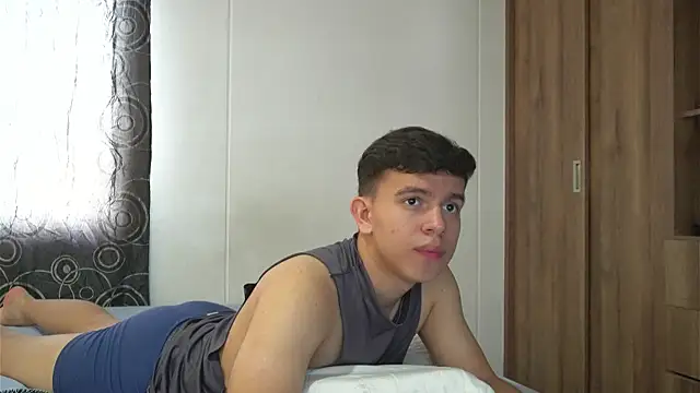 Max ethan5 online show from January 6, 2026, 6:45 pm