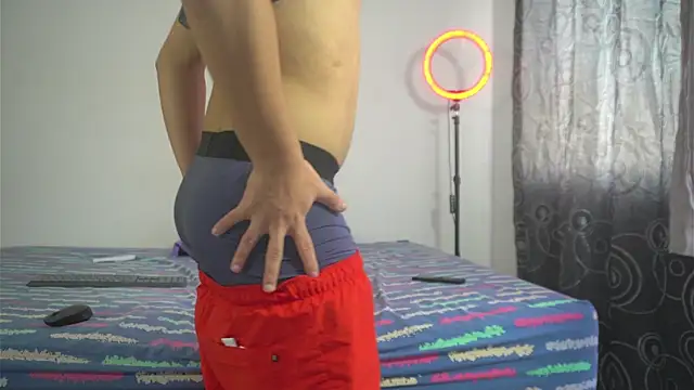 Max ethan5 online show from November 22, 2025, 5:12 pm