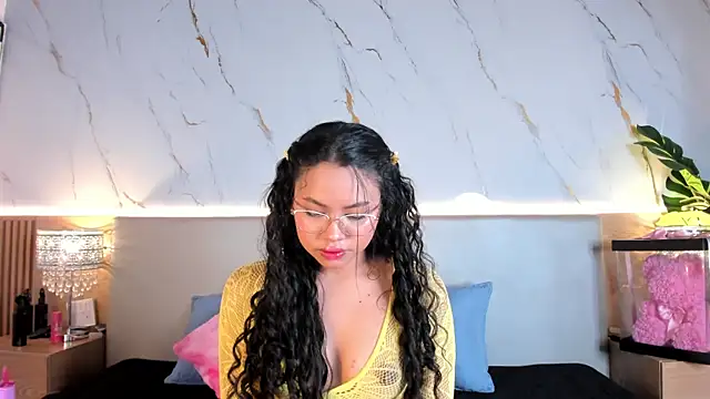 april grey11 online show from May 21, 2026, 8:17 pm