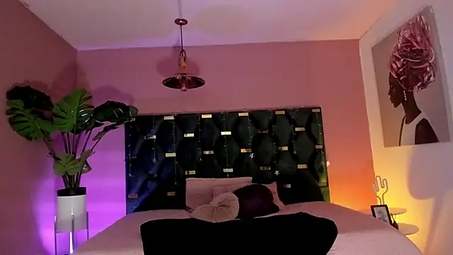 Velvet Dreamss online show from March 27, 2026, 11:44 am