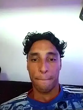 Snapshot of T-a-m-a-y-o- chatting on November 25, 2025, 11:16 pm T-a-m-a-y-o- online show from November 25, 2025, 11:16 pm