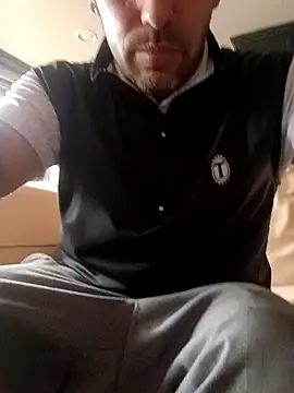 Snapshot of kam580 chatting on November 19, 2025, 8:42 pm kam580 online show from November 19, 2025, 8:42 pm