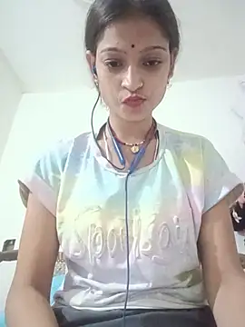 Mohnicute online show from June 16, 2026, 7:36 pm