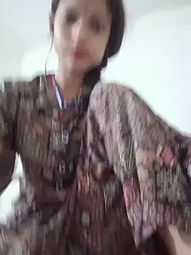 Mohnicute online show from June 14, 2026, 7:26 pm