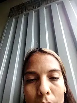  Queen Whitney  online show from November 11, 2025, 6:36 pm