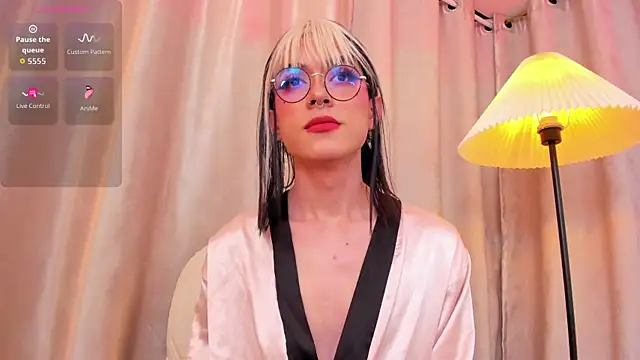 cleeo nile online show from November 18, 2025, 3:43 am