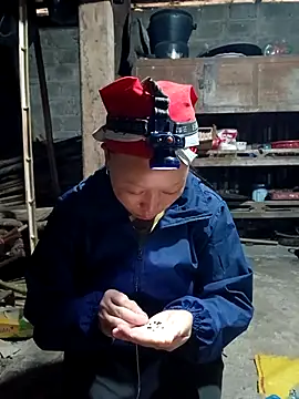 girl-hot2x online show from February 23, 2026, 1:18 am