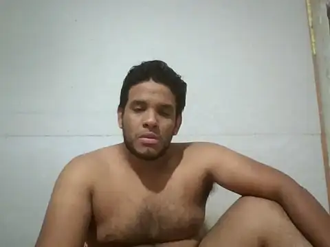 Snapshot of josecamsex27 chatting on February 13, 2026, 2:00 am josecamsex27 online show from February 13, 2026, 2:00 am