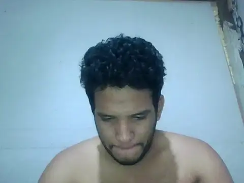 josecamsex27 online show from December 3, 2025, 1:43 pm