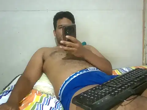 Snapshot of josecamsex27 chatting on January 15, 2026, 3:59 pm josecamsex27 online show from January 15, 2026, 3:59 pm