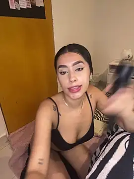 lauren clauz online show from April 2, 2026, 4:41 am