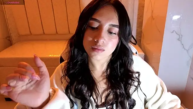 Juliana Tx online show from November 20, 2025, 2:56 am