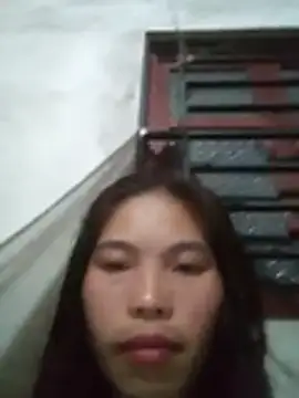 Snapshot of chim-yen chatting on November 16, 2025, 1:05 pm chim-yen online show from November 16, 2025, 1:05 pm