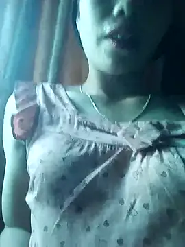 Snapshot of chim-yen chatting on November 15, 2025, 3:10 am chim-yen online show from November 15, 2025, 3:10 am