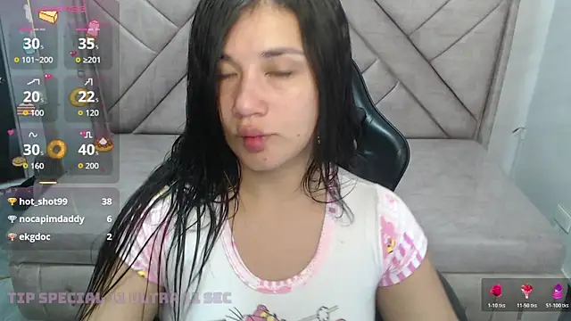 Snapshot of Violetta_jhonson_a chatting on April 2, 2026, 3:57 am Violetta jhonson a online show from April 2, 2026, 3:57 am