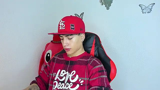 ThiagoDV online show from December 4, 2025, 3:11 pm