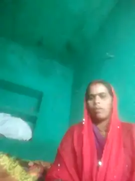 Snapshot of Neetujk chatting on November 12, 2025, 3:05 pm Neetujk online show from November 12, 2025, 3:05 pm