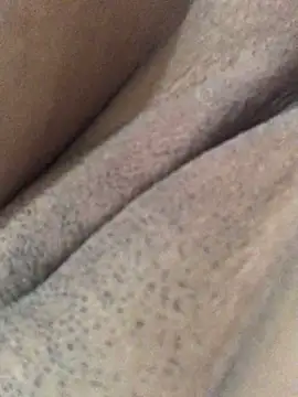  - - -sthefany - - - online show from November 12, 2025, 11:25 am