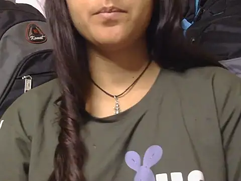 Snapshot of Anika_Singh chatting on February 13, 2026, 4:23 am Anika Singh online show from February 13, 2026, 4:23 am