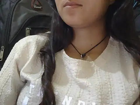 Snapshot of Anika_Singh chatting on February 11, 2026, 3:34 pm Anika Singh online show from February 11, 2026, 3:34 pm