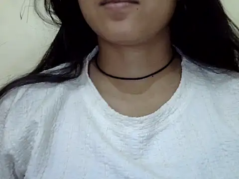 Snapshot of Anika_Singh chatting on March 3, 2026, 9:49 am Anika Singh online show from March 3, 2026, 9:49 am